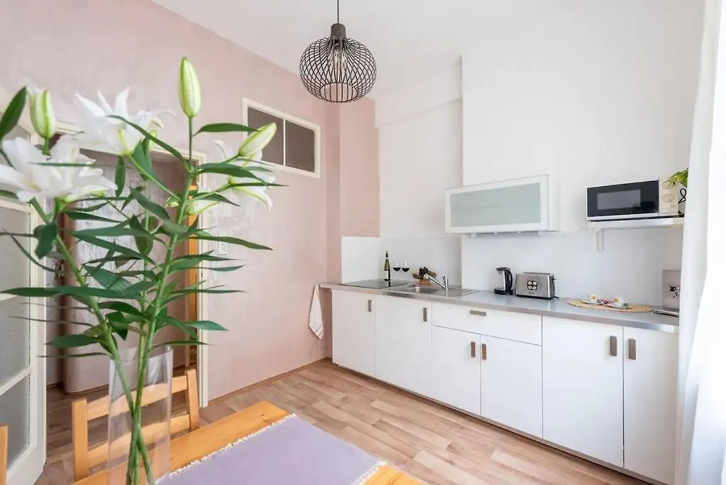 Beautiful Flat In City Center With Balcony Prague Czech Republic